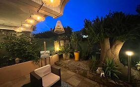Private Garden In Center Of Saint Tropez
